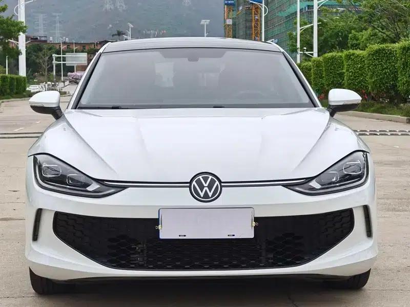 Lamando 2024 Lamando L 200TSI DSG Trendy Edition — миниатюра 2
