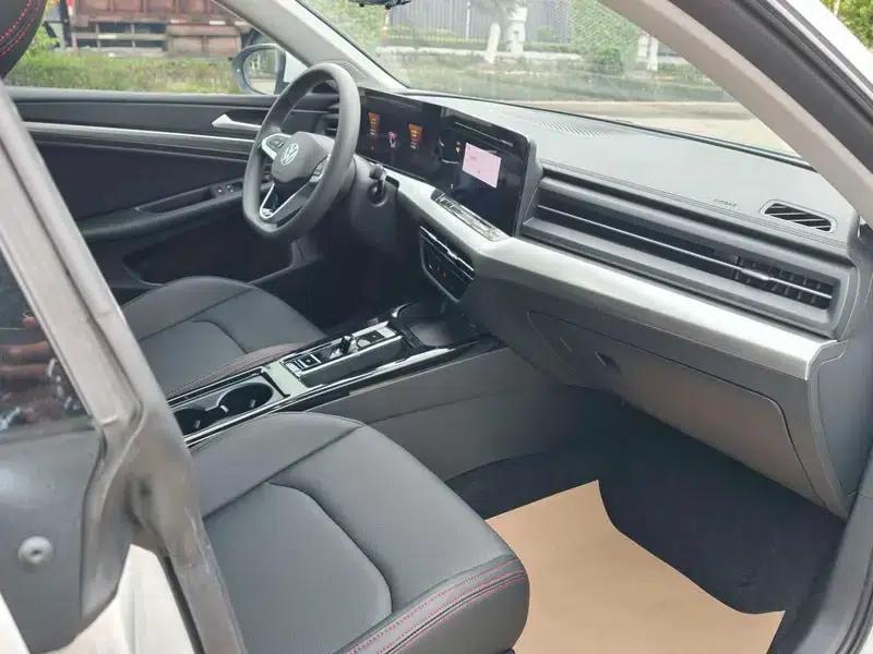 Lamando 2024 Lamando L 200TSI DSG Trendy Edition — миниатюра 7