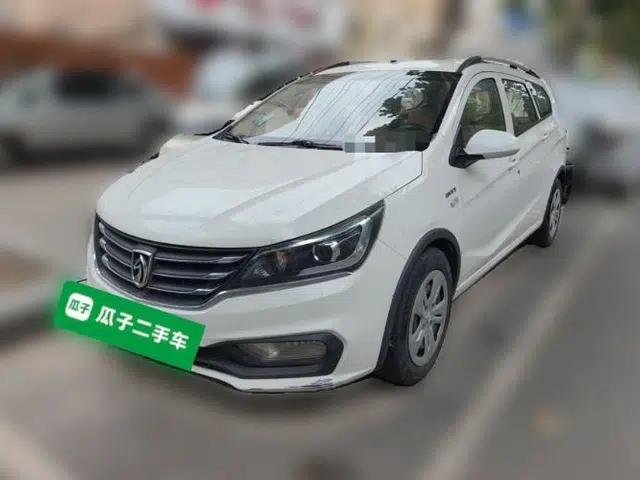 Baojun 310W 2017 1.5L Manual Comfort Version China V