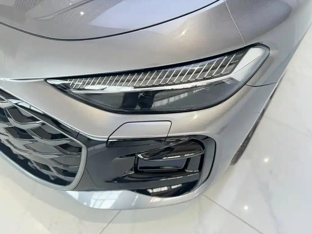 Audi A5L Sportback 2026 TFSI quattro 150kW First Edition — миниатюра 13
