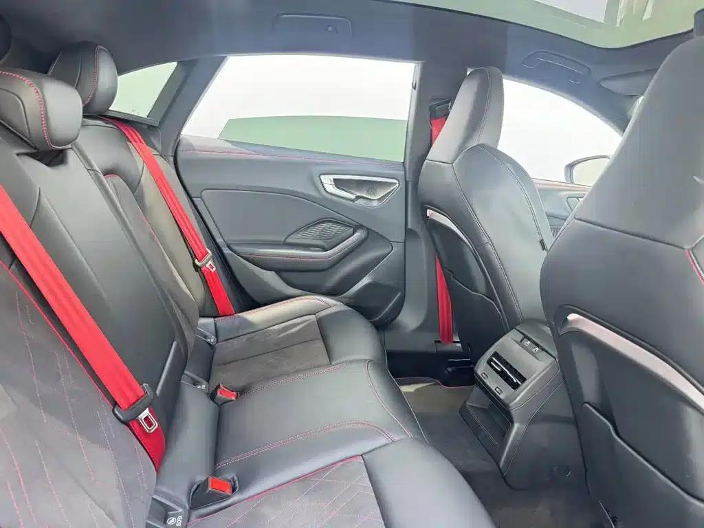 Audi A5L Sportback 2026 TFSI quattro 150kW First Edition — миниатюра 8