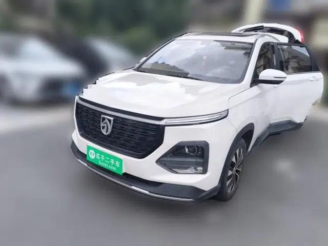 Baojun 530 2020 1.5T CVT Prestige Connected Version 7 Seats