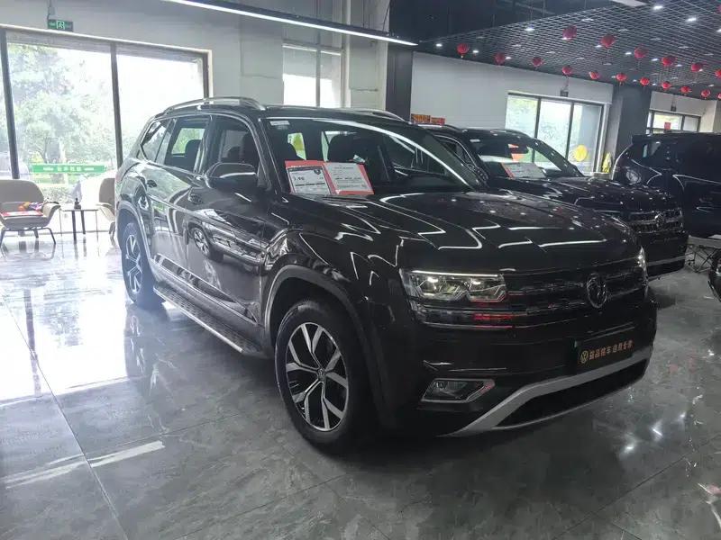2017 Volkswagen Teramont 330TSI 2WD Luxury Edition — миниатюра 3