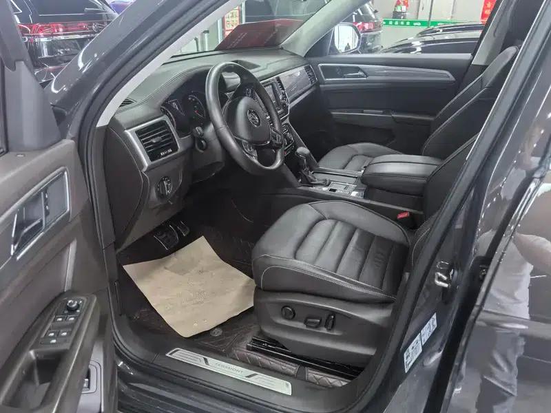 2017 Volkswagen Teramont 330TSI 2WD Luxury Edition — миниатюра 8