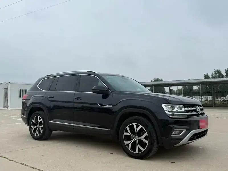 2017 Volkswagen Teramont 330TSI 2WD Luxury Edition — миниатюра 3