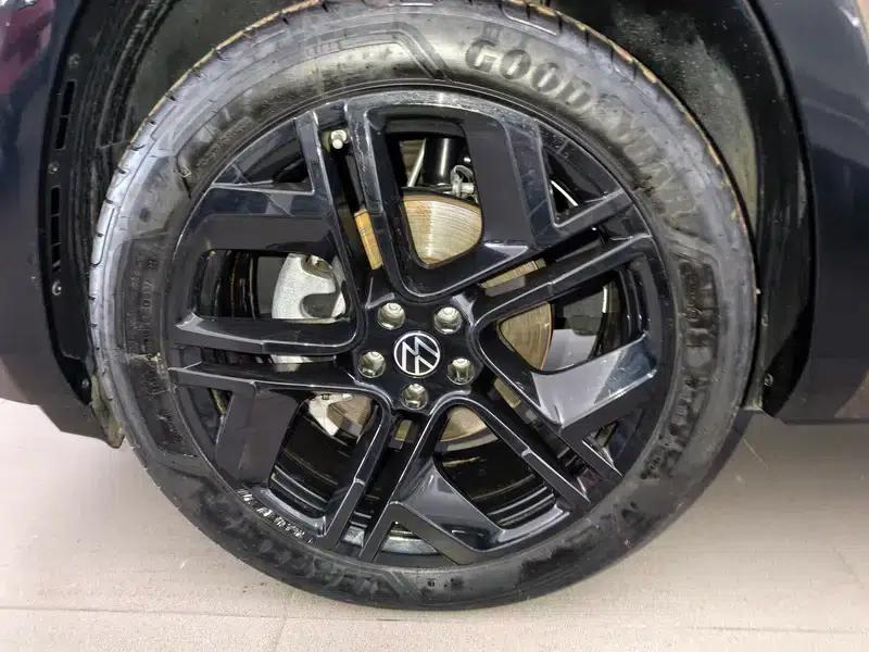 2025 Teramont Pro 450TSI 4WD Summit Edition — миниатюра 13