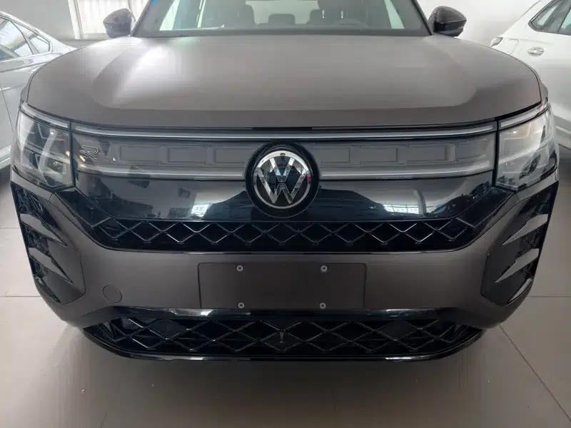 2025 Teramont Pro 450TSI 4WD Summit Edition — миниатюра 15