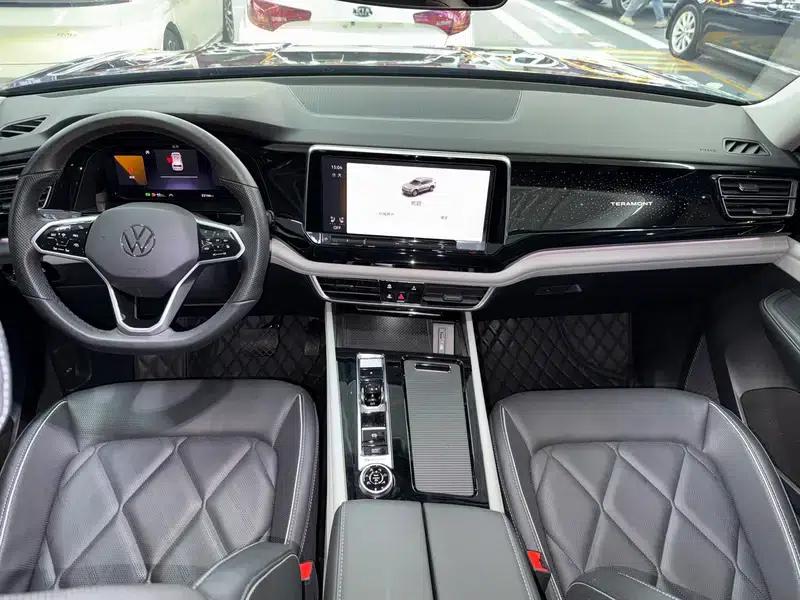 2024 Volkswagen Teramont 380TSI 4WD Premium Luxury Edition — миниатюра 13