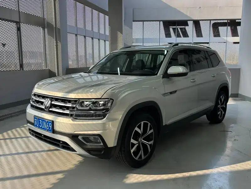 2017 Volkswagen Teramont 530 V6 AWD Luxury Edition — миниатюра 1