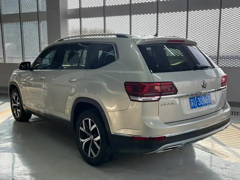 2017 Volkswagen Teramont 530 V6 AWD Luxury Edition — миниатюра 4