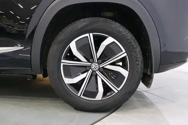 2020 Volkswagen Teramont Facelift: Teramont X 380TSI 4WD Luxury Edition — миниатюра 9