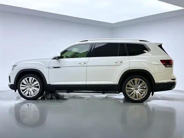 2021 Volkswagen Teramont 530 V6 AWD Supreme Flagship Edition — миниатюра 4