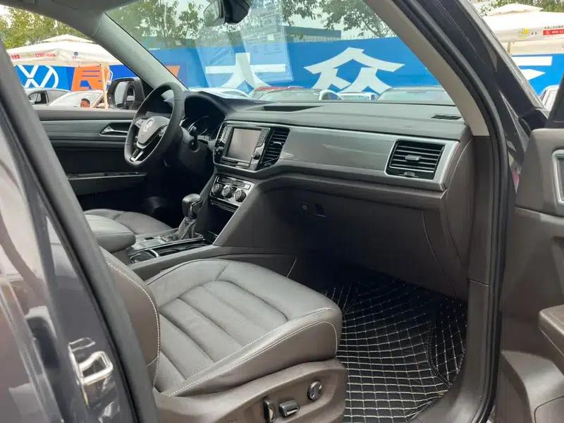 2017 Volkswagen Teramont 330TSI 2WD Luxury Edition — миниатюра 5