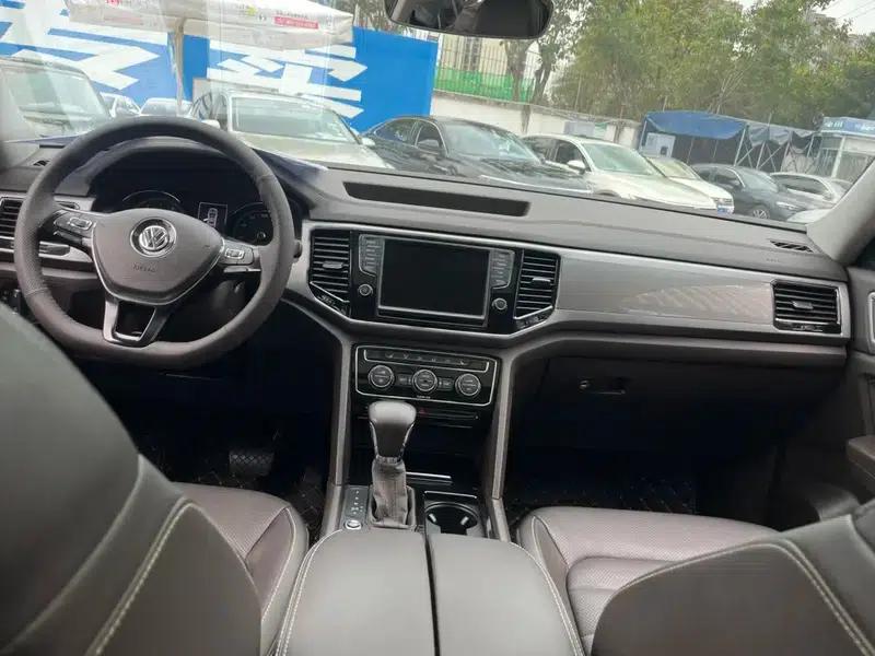 2017 Volkswagen Teramont 330TSI 2WD Luxury Edition — миниатюра 8