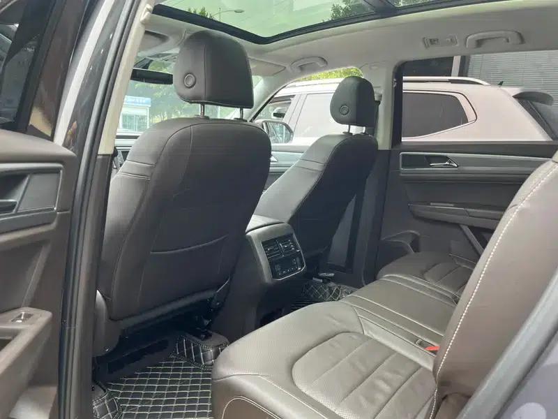 2017 Volkswagen Teramont 330TSI 2WD Luxury Edition — миниатюра 10