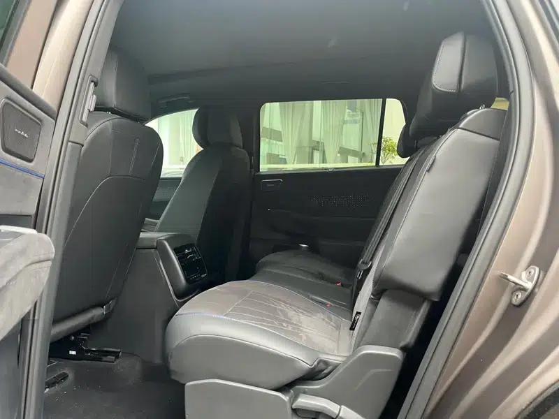2025 Teramont Pro 450TSI 4WD Summit Edition — миниатюра 39