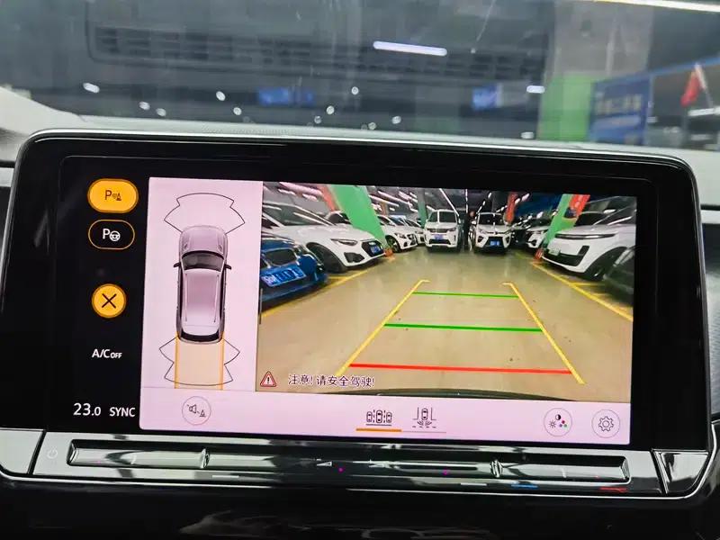 2022 Teramont X 330TSI 2WD Luxury Edition — миниатюра 8