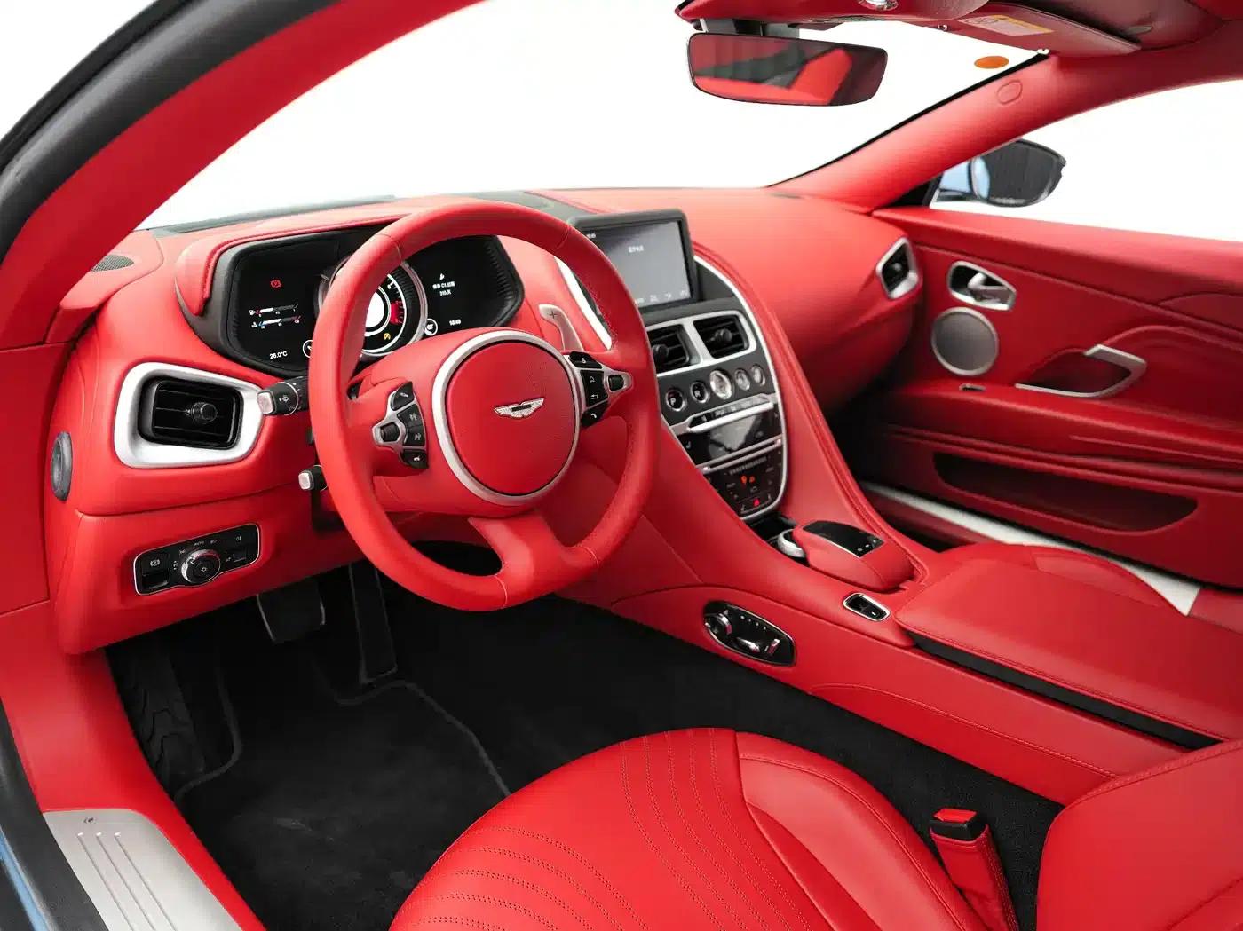 Aston Martin DB11 2020 4.0T V8 Coupe — миниатюра 10