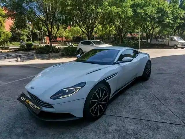 Aston Martin DB11 2019 4.0T V8 Coupe