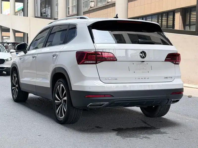 Tharu 2022 280TSI 2WD Luxury Edition — миниатюра 4