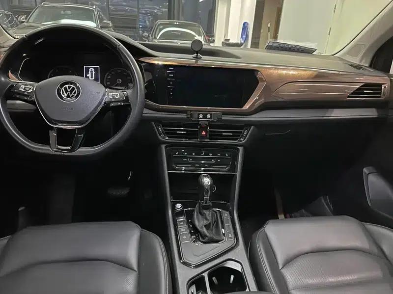 Tharu 2021 280TSI 2WD Luxury Edition PLUS — миниатюра 7