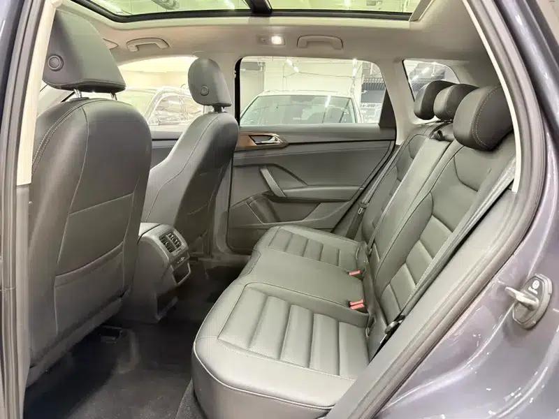 Tharu 2022 280TSI 2WD Luxury Edition — миниатюра 15