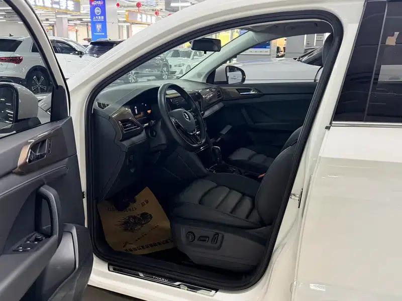 Tharu 2022 280TSI 2WD Luxury Edition — миниатюра 10