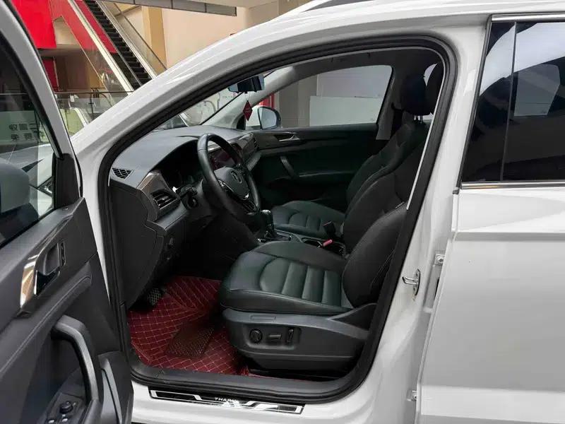 Tharu 2021 330TSI AWD Luxury Edition PLUS — миниатюра 30