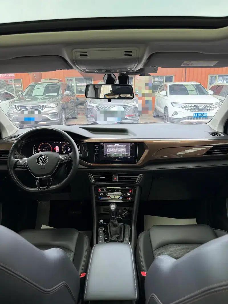 Tharu 2022 280TSI 2WD Luxury Edition — миниатюра 14