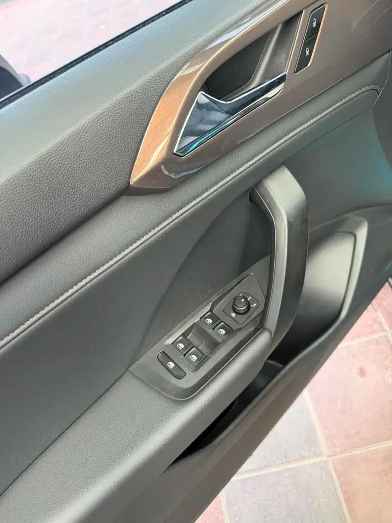 Tharu 2022 280TSI 2WD Luxury Edition — миниатюра 19