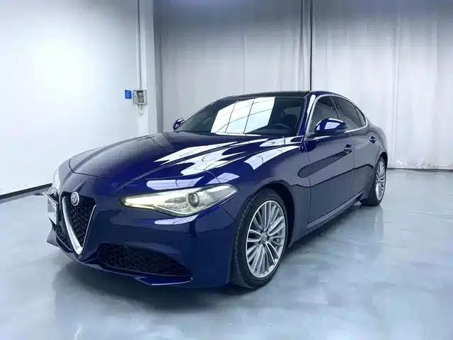 Giulia Juliet 2017 2.0T 280HP Luxury Edition