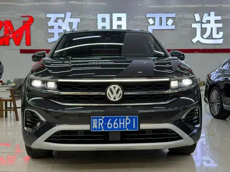 2023 Range Rover 380TSI 4WD Luxury Pro 6-seater — миниатюра 2