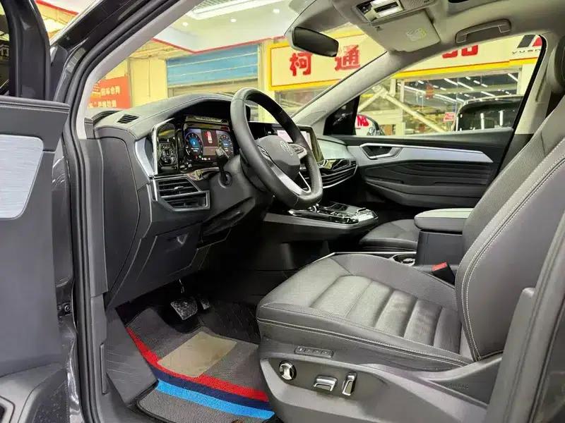 2023 Range Rover 380TSI 4WD Luxury Pro 6-seater — миниатюра 8
