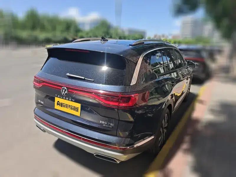 2021 Range Rover 380TSI AWD Luxury Pro — миниатюра 4