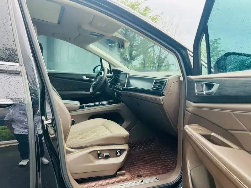 Viloran 2023 380TSI Premium Edition — миниатюра 4