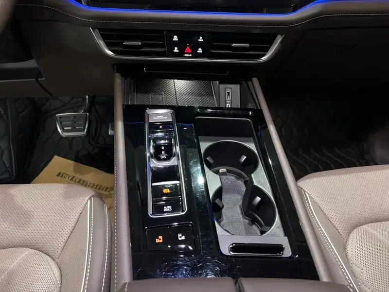 Viloran 2023 Facelift 380TSI Flagship Edition — миниатюра 16