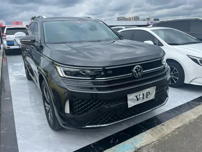 2023 Range Rover 380TSI AWD R-Line Touring Edition — миниатюра 3