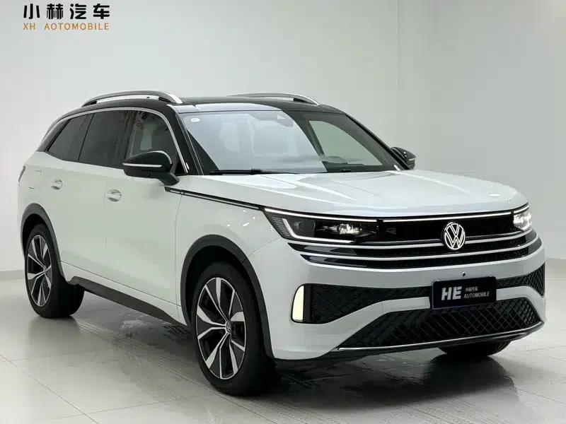 2023 Range Rover 380TSI AWD R-Line Touring Edition — миниатюра 3