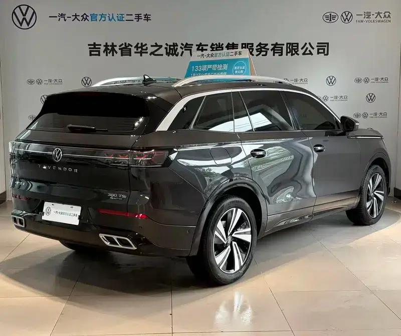 2023 Range Rover 380TSI AWD R-Line Touring Edition — миниатюра 6