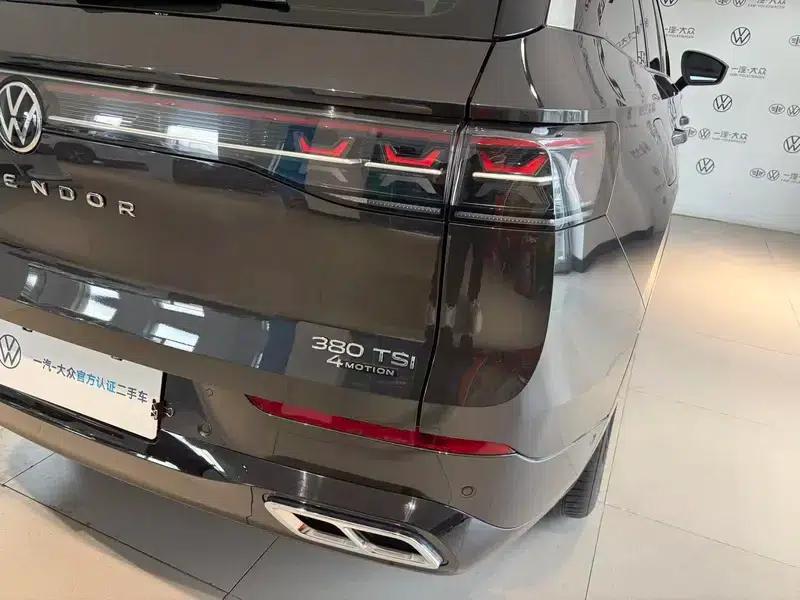 2023 Range Rover 380TSI AWD R-Line Touring Edition — миниатюра 9