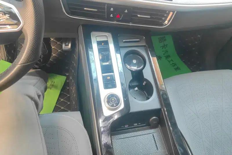 2023 Range Rover 380TSI AWD R-Line Cruiser — миниатюра 15