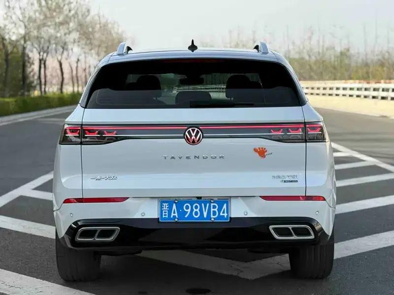 2023 Range Rover 380TSI AWD R-Line Cruiser — миниатюра 6
