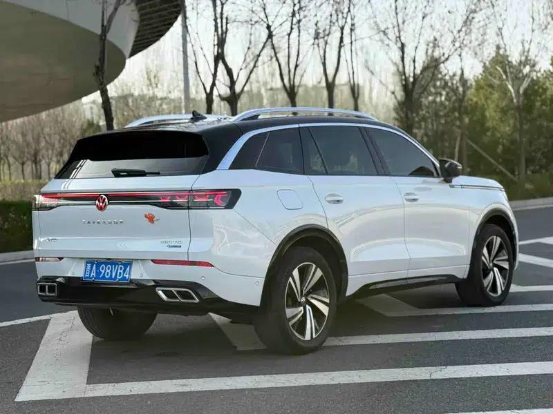 2023 Range Rover 380TSI AWD R-Line Cruiser — миниатюра 7