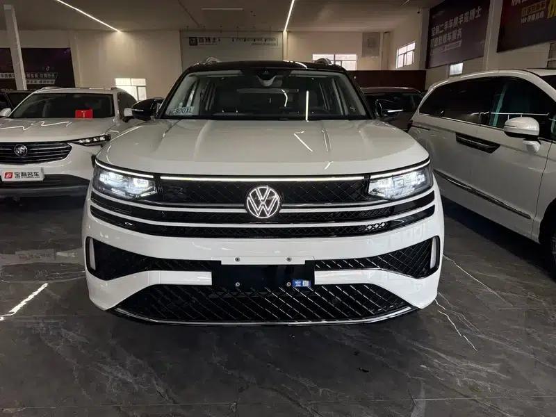 2023 Range Rover 380TSI AWD R-Line Cruiser — миниатюра 2