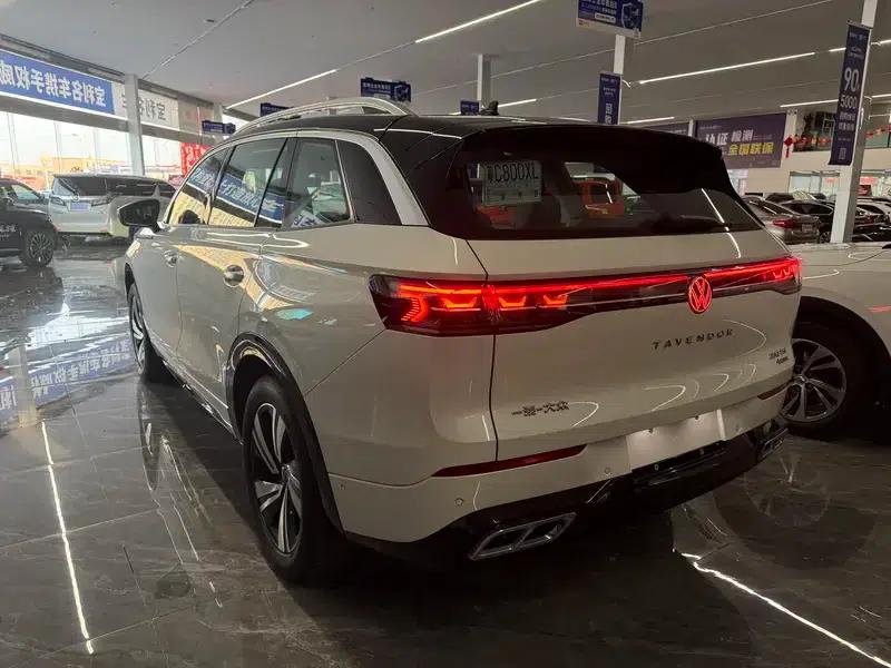 2023 Range Rover 380TSI AWD R-Line Cruiser — миниатюра 4
