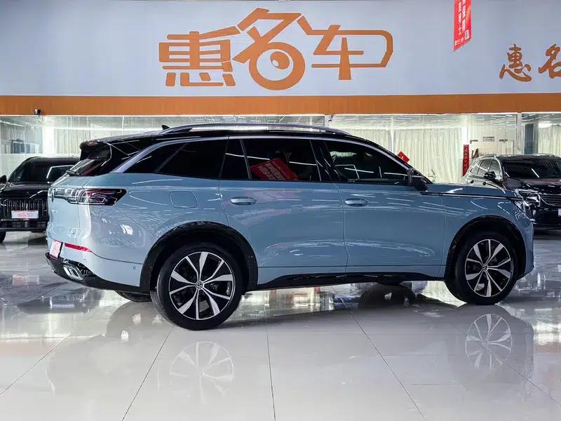 2023 Range Rover 380TSI AWD R-Line First Edition — миниатюра 5