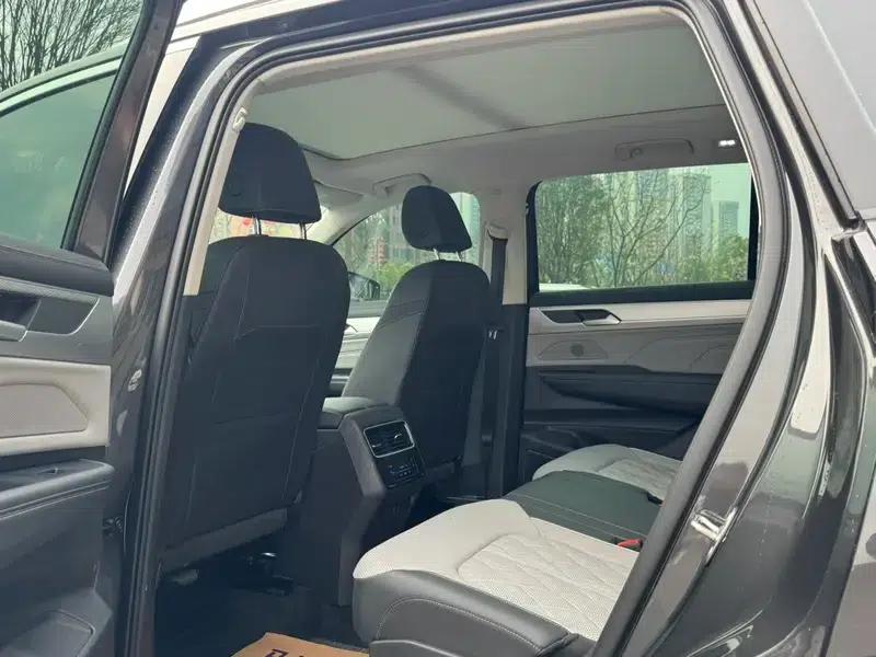 2024 Range Rover 380TSI AWD R-line Cruiser Edition — миниатюра 13