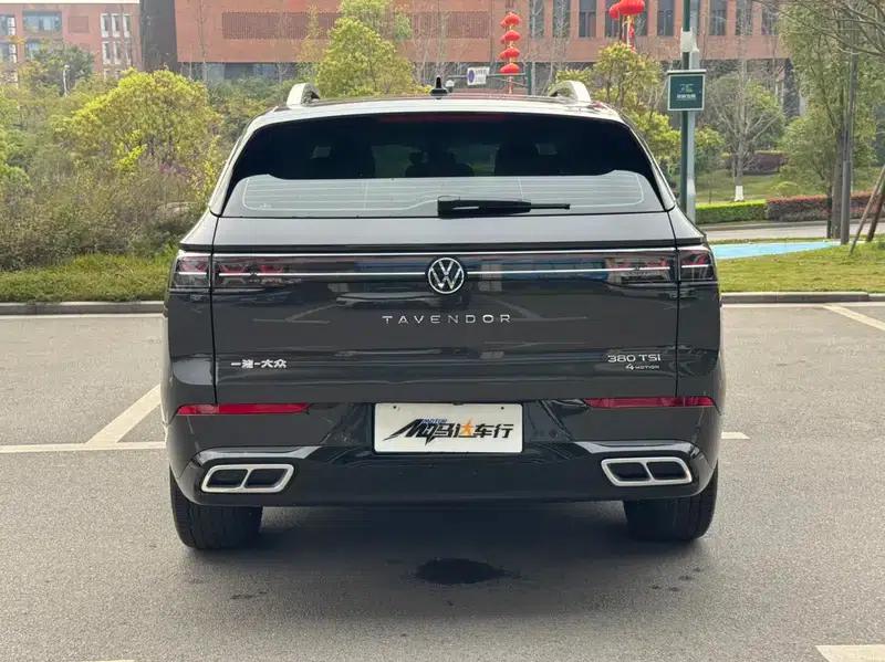 2024 Range Rover 380TSI AWD R-line Cruiser Edition — миниатюра 6