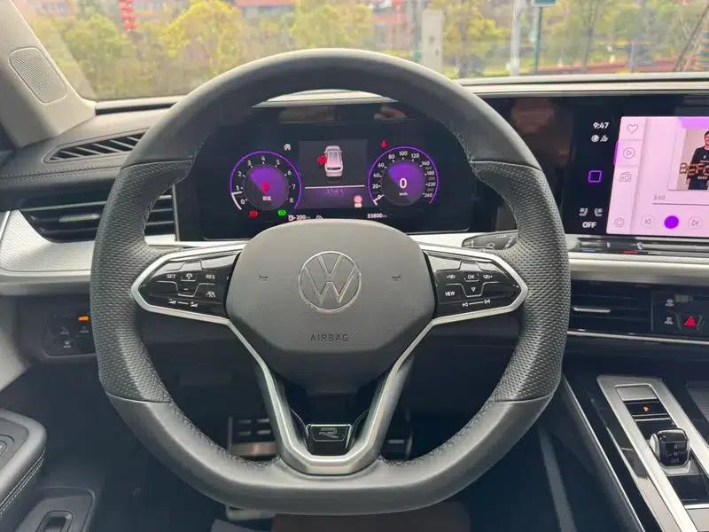 2024 Range Rover 380TSI AWD R-line Cruiser Edition — миниатюра 10