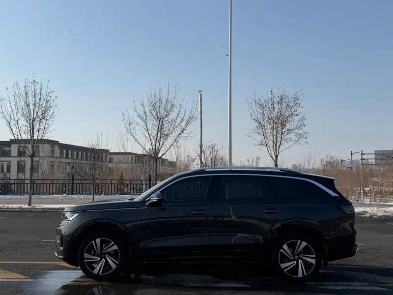 2024 Range Rover 380TSI AWD R-line Cruiser Edition — миниатюра 4